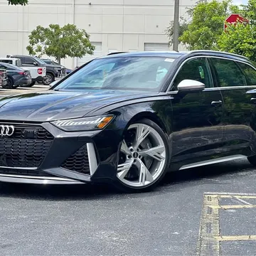 2021 Audi RS6 Avant Wagon 4D