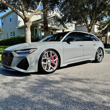 2021 Audi RS6 Avant Wagon 4D