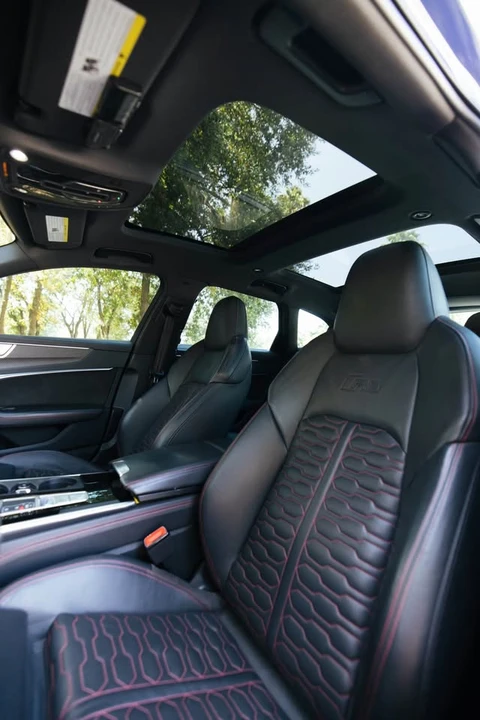 2021 Audi C8 RS6 - Image 11 of 16