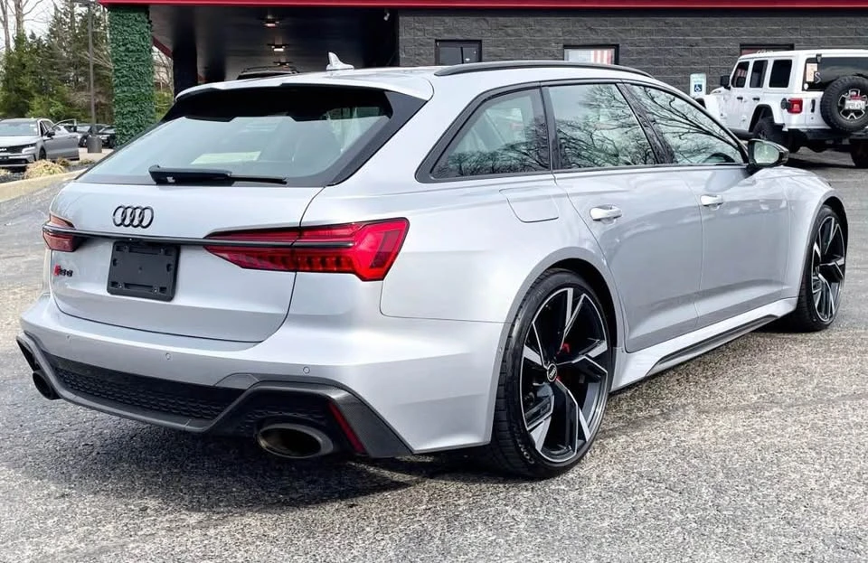 2021 Audi C8 RS6 - Image 4 of 9
