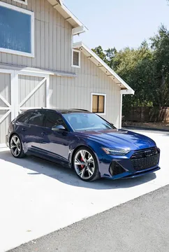 2021 Audi RS6 Avant Wagon 4D
