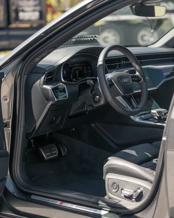 2021 Audi C8 RS6 - Image 22 of 31