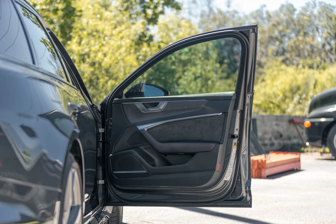 2021 Audi C8 RS6 - Image 26 of 31