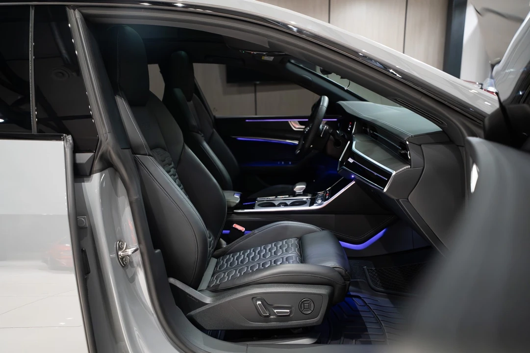 2021 Audi C8 RS7 - Image 28 of 31
