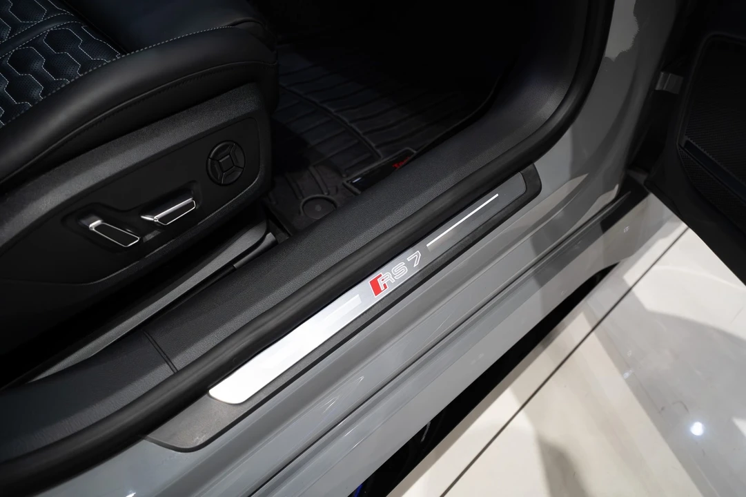 2021 Audi C8 RS7 - Image 27 of 31