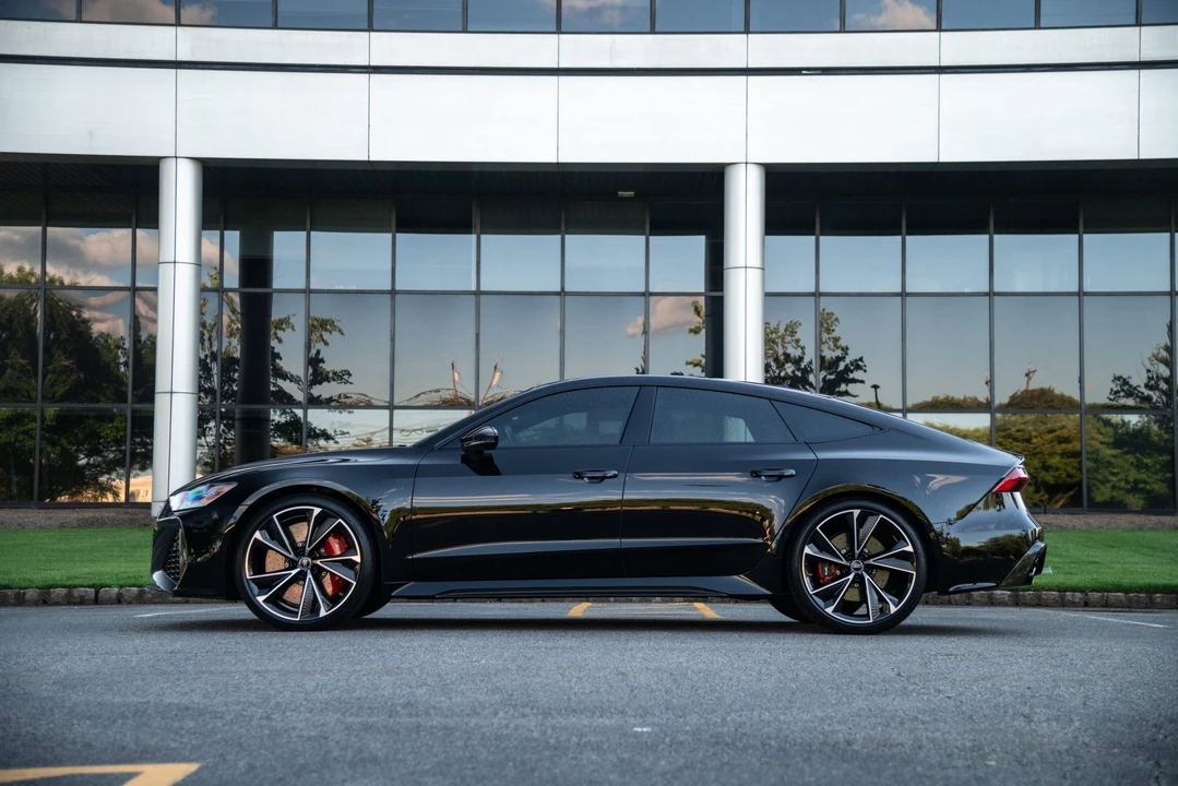 2021 Audi C8 RS7 - Image 29 of 31