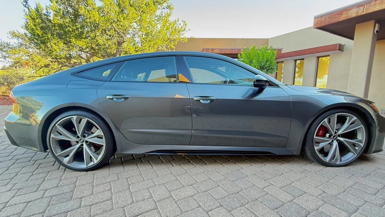 2021 Audi C8 RS7 - Image 11 of 31