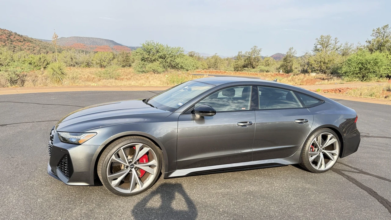 2021 Audi C8 RS7 - Image 3 of 31