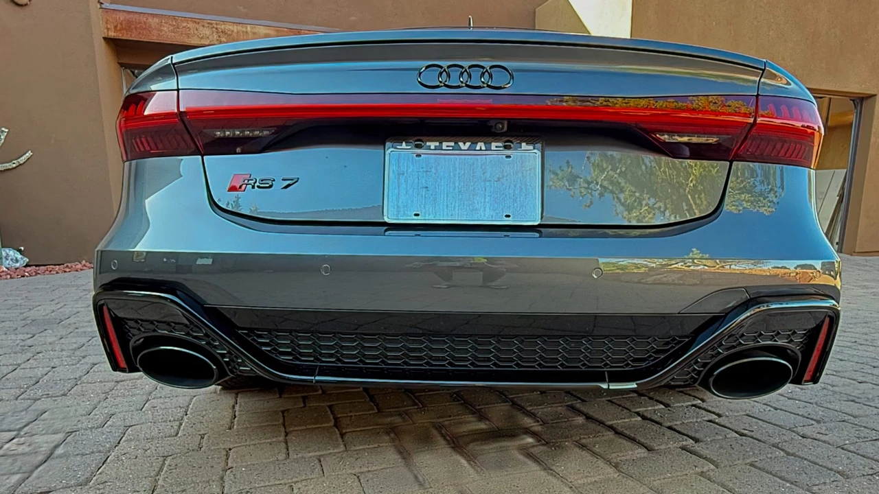 2021 Audi C8 RS7 - Image 8 of 31