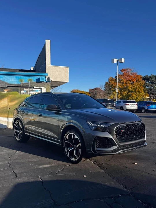 2021 Audi RS Q8 - Image 3 of 11