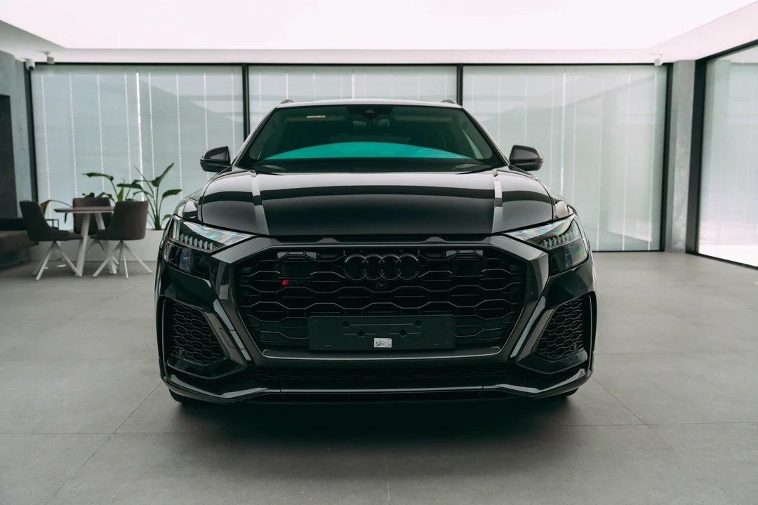 2021 Audi RS Q8 - Image 2 of 31