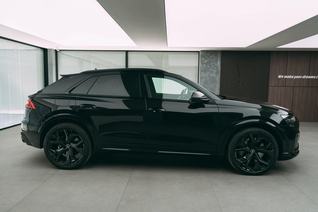 2021 Audi RS Q8 - Image 7 of 31