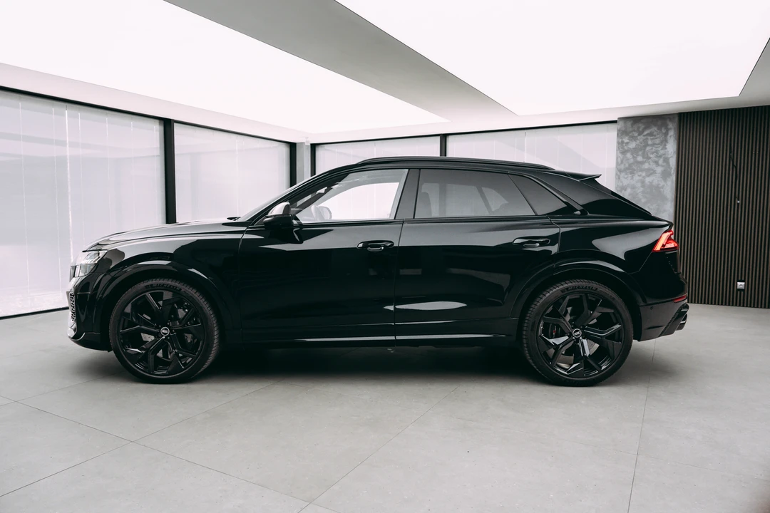 2021 Audi RS Q8 - Image 3 of 31