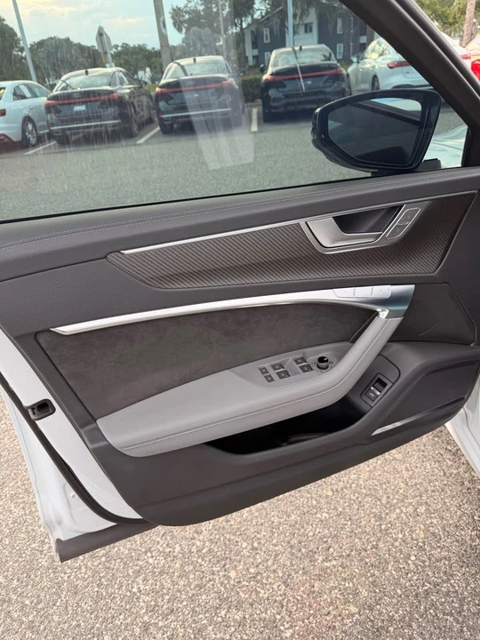 2021 Audi C8 S6 - Image 12 of 14