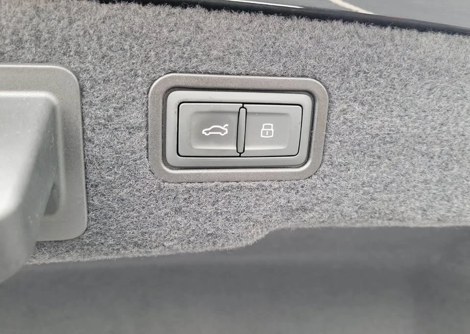 2021 Audi D5 S8 - Image 10 of 20
