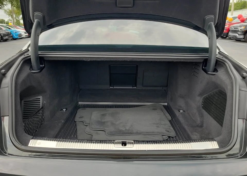 2021 Audi D5 S8 - Image 9 of 20