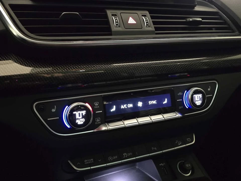 2021 Audi FY SQ5 - Image 18 of 19
