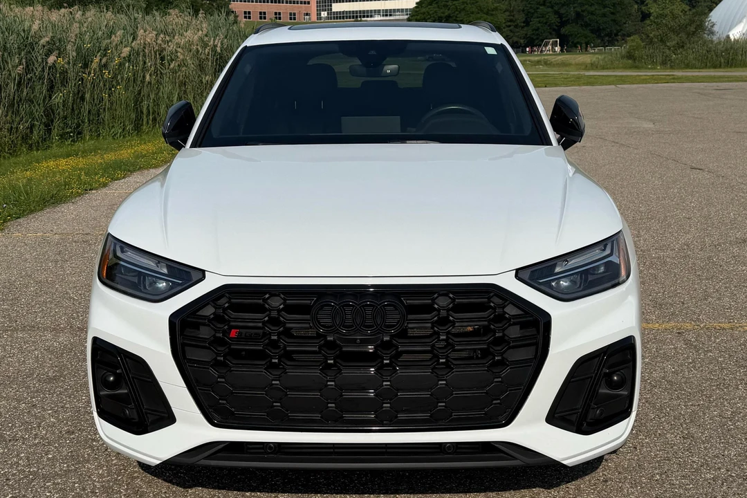 2021 Audi FY SQ5 - Image 2 of 31