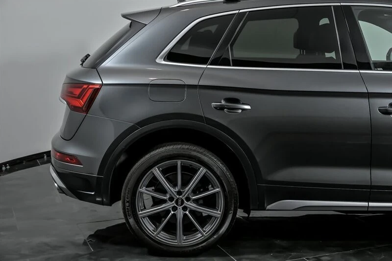 2021 Audi FY SQ5 - Image 12 of 21