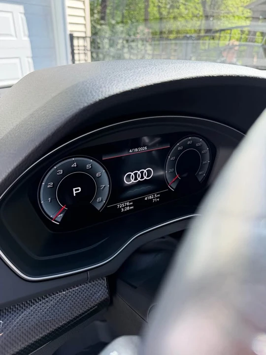 2021 Audi FY SQ5 - Image 11 of 20