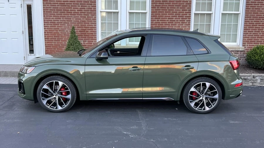 2021 Audi FY SQ5 - Image 2 of 9