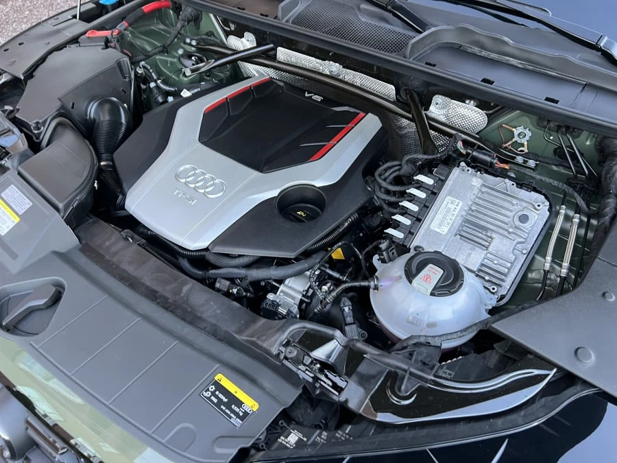2021 Audi FY SQ5 - Image 8 of 9