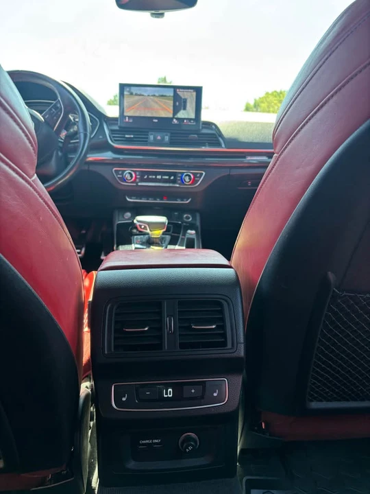2021 Audi FY SQ5 - Image 10 of 15