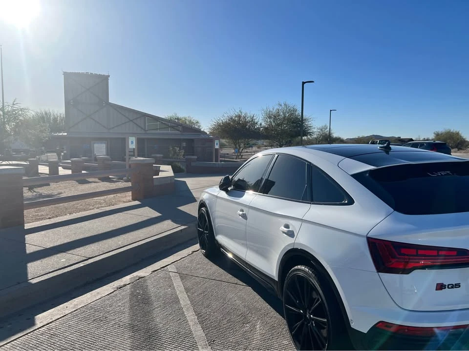 2021 Audi FY SQ5 - Image 8 of 9