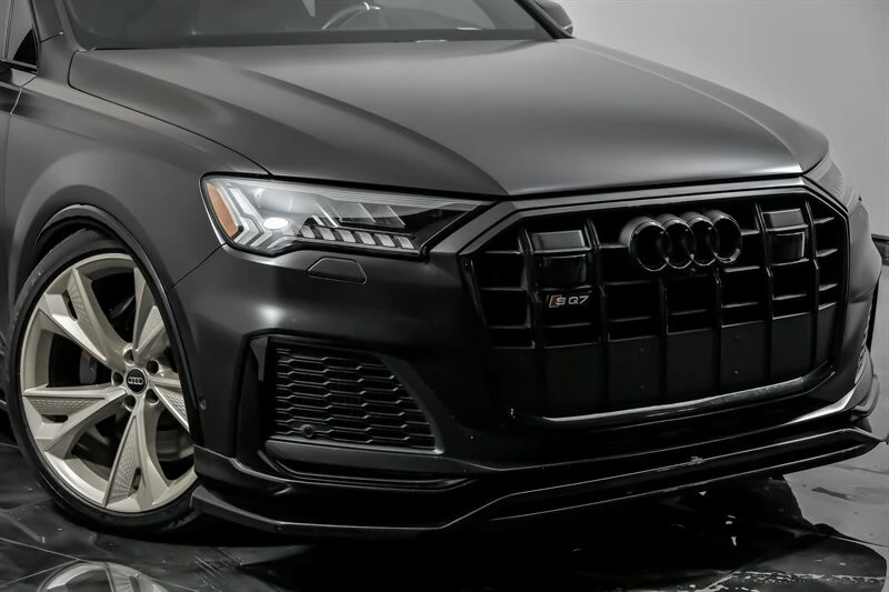 2021 Audi SQ7 - Image 2 of 21