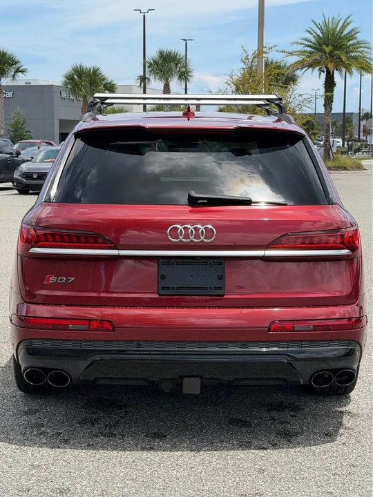 2021 Audi SQ7 - Image 4 of 16