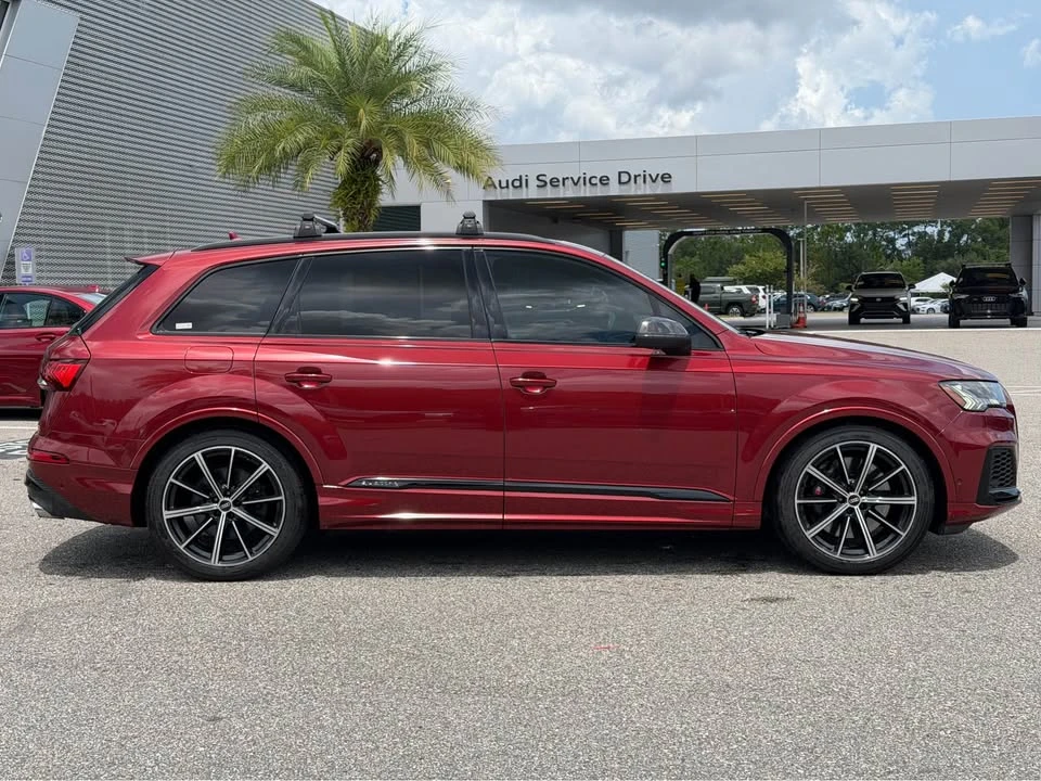 2021 Audi SQ7 - Image 2 of 16
