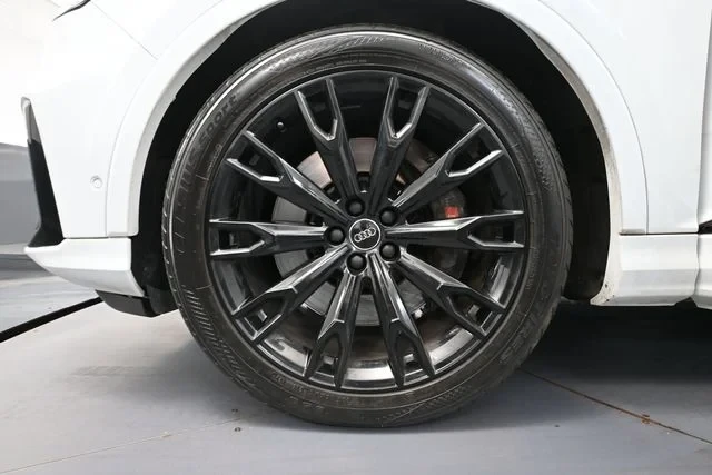 2021 Audi SQ7 - Image 18 of 20