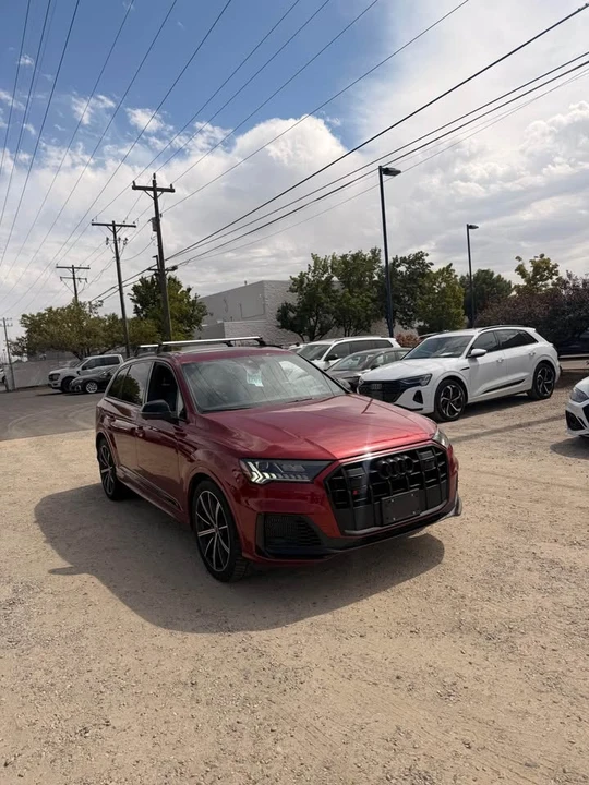 2021 Audi SQ7 - Image 3 of 14