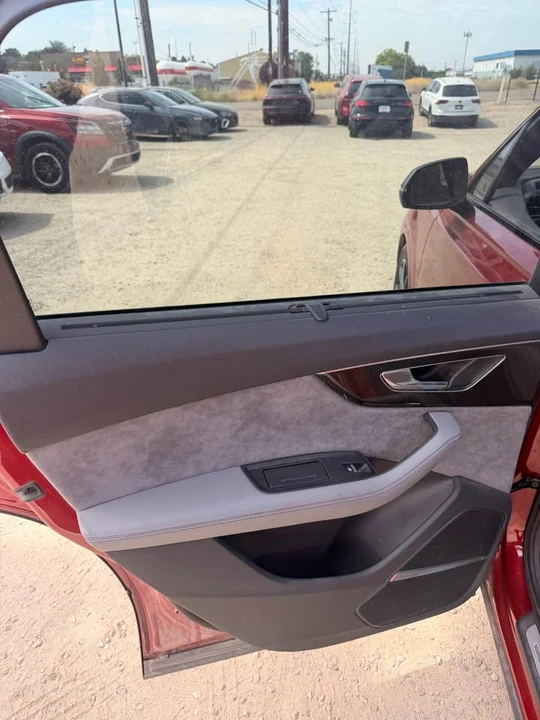 2021 Audi SQ7 - Image 9 of 14