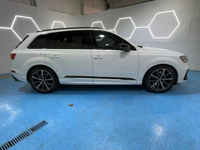 2021 Audi SQ7 - Image 2 of 21