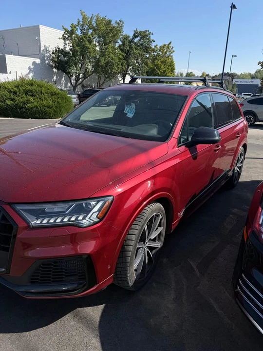 2021 Audi SQ7 - Image 2 of 8