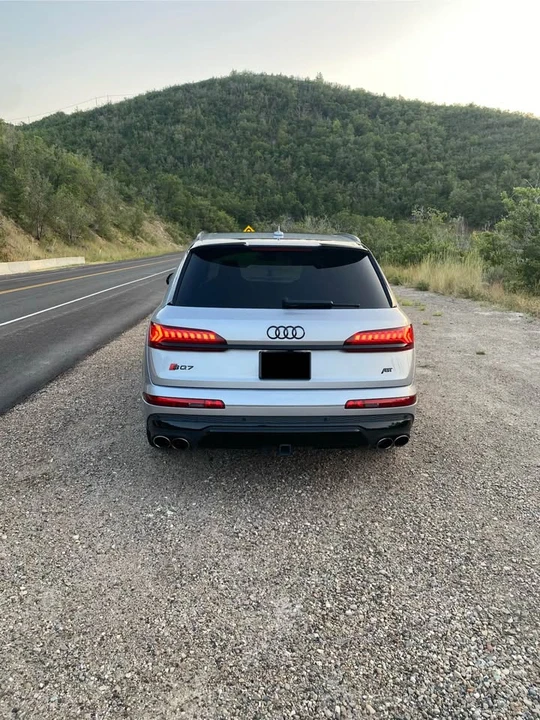 2021 Audi SQ7 - Image 3 of 20
