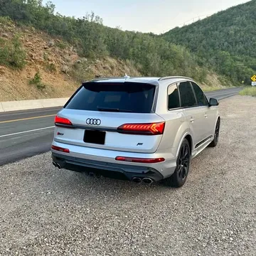 2021 Audi SQ7 Prestige Sport Utility 4D