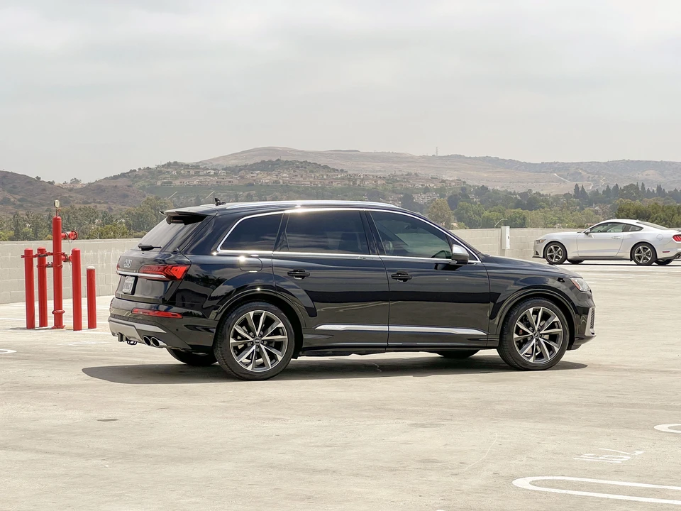 2021 Audi SQ7 - Image 13 of 31