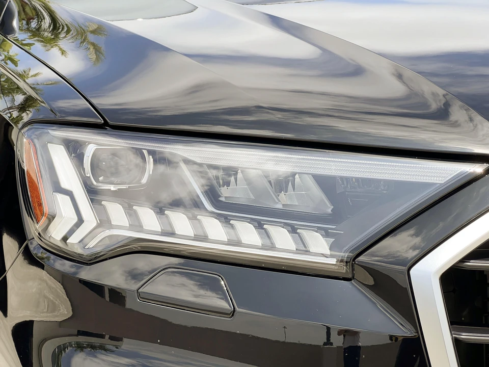 2021 Audi SQ7 - Image 17 of 31