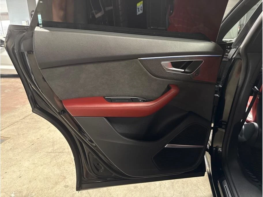 2021 Audi SQ8 - Image 11 of 20