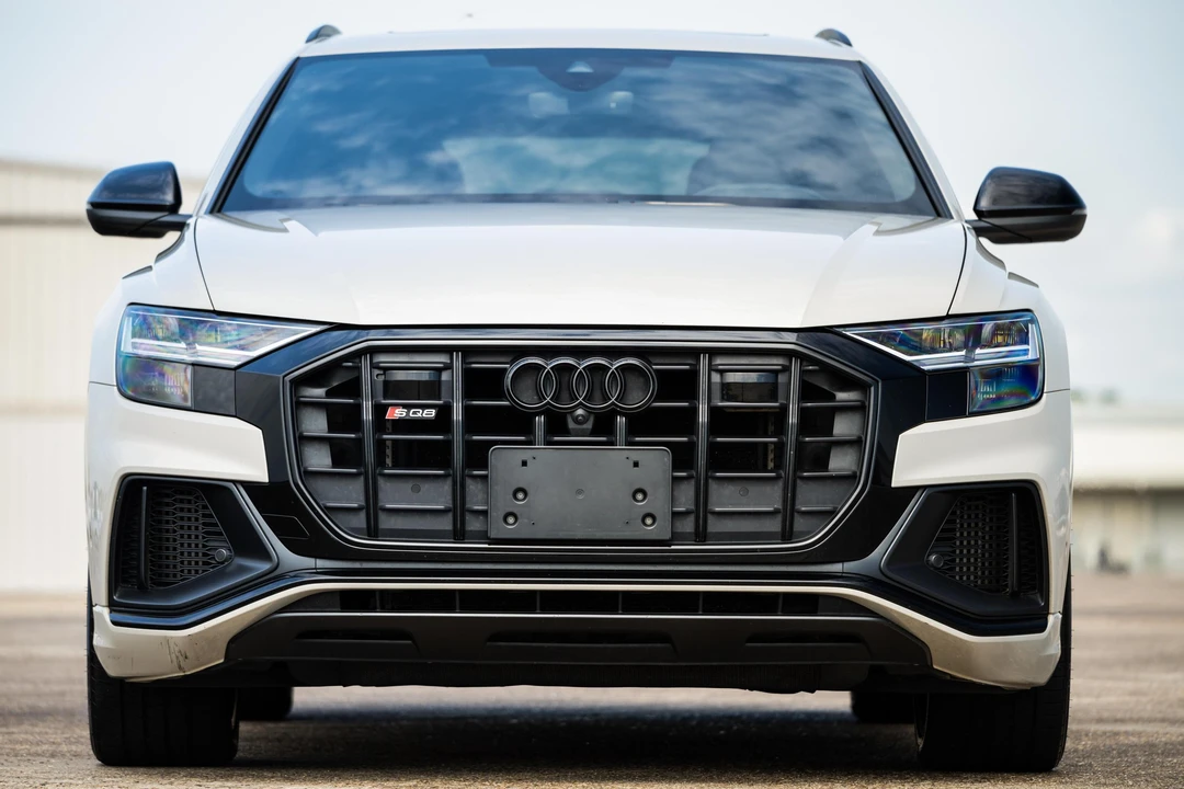 2021 Audi SQ8 - Image 2 of 31
