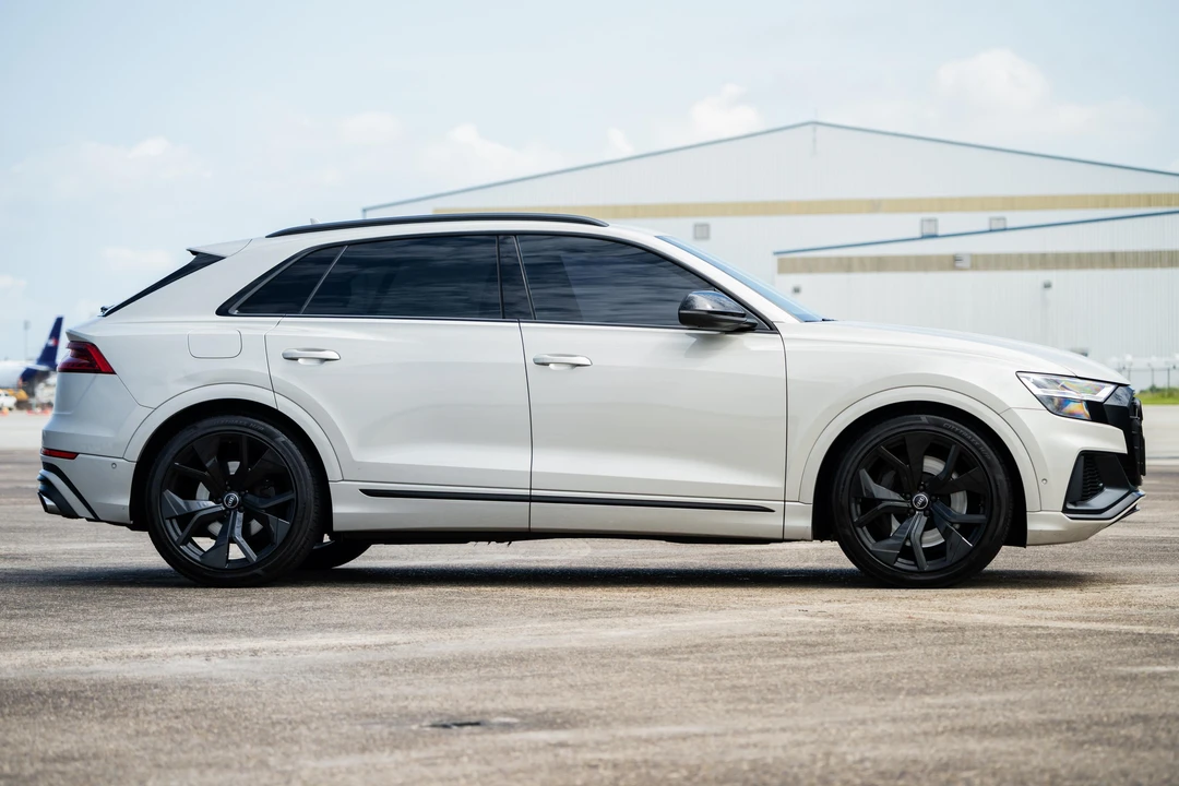 2021 Audi SQ8 - Image 3 of 31