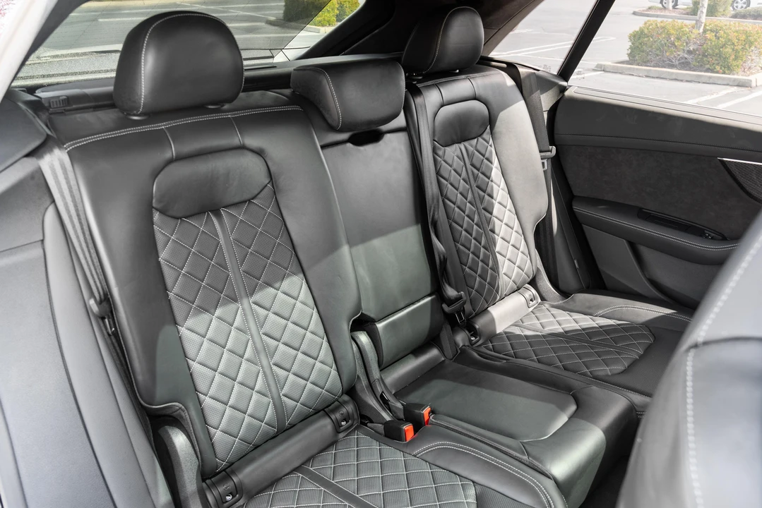 2021 Audi SQ8 - Image 22 of 31