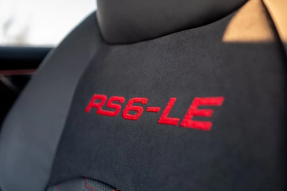 2021 Audi C8 RS6 - Image 19 of 20