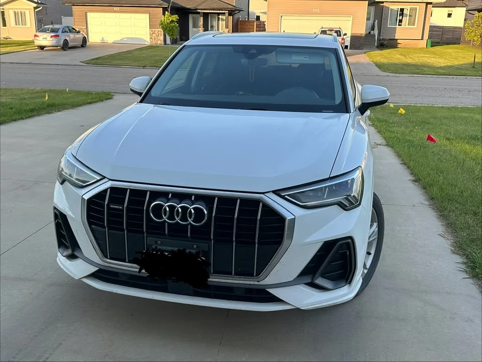2021 Audi F3 Q3 - Image 2 of 9