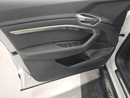 2021 Audi e-tron GT - Image 18 of 20