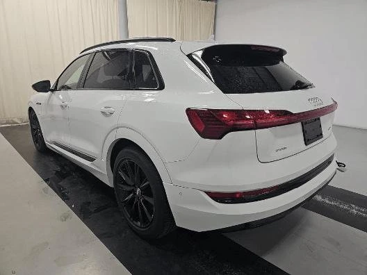 2021 Audi e-tron GT - Image 5 of 20