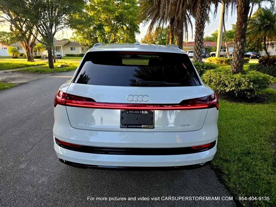 2021 Audi e-tron GT - Image 15 of 20