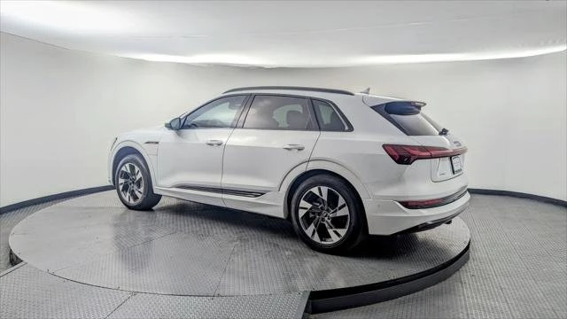 2021 Audi e-tron - Image 3 of 20